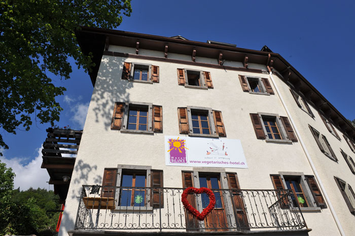 Hotel-Balance_5343